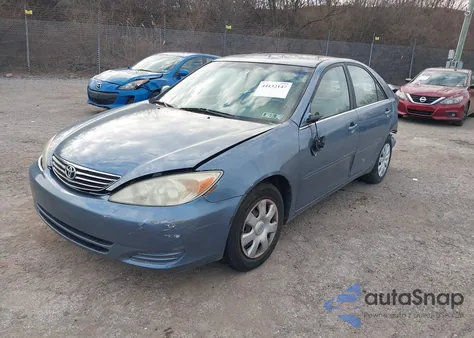 2004 Toyota Camry Le из США, поврежденный, VIN 4T1BE32K34U884634
